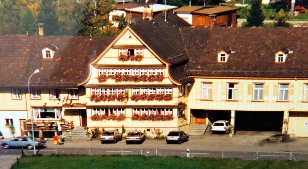 Gaestehaus Krone Schonengrund Luaran gambar